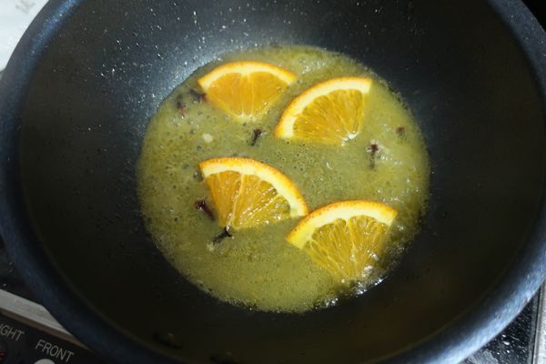 オレンジソースを作る